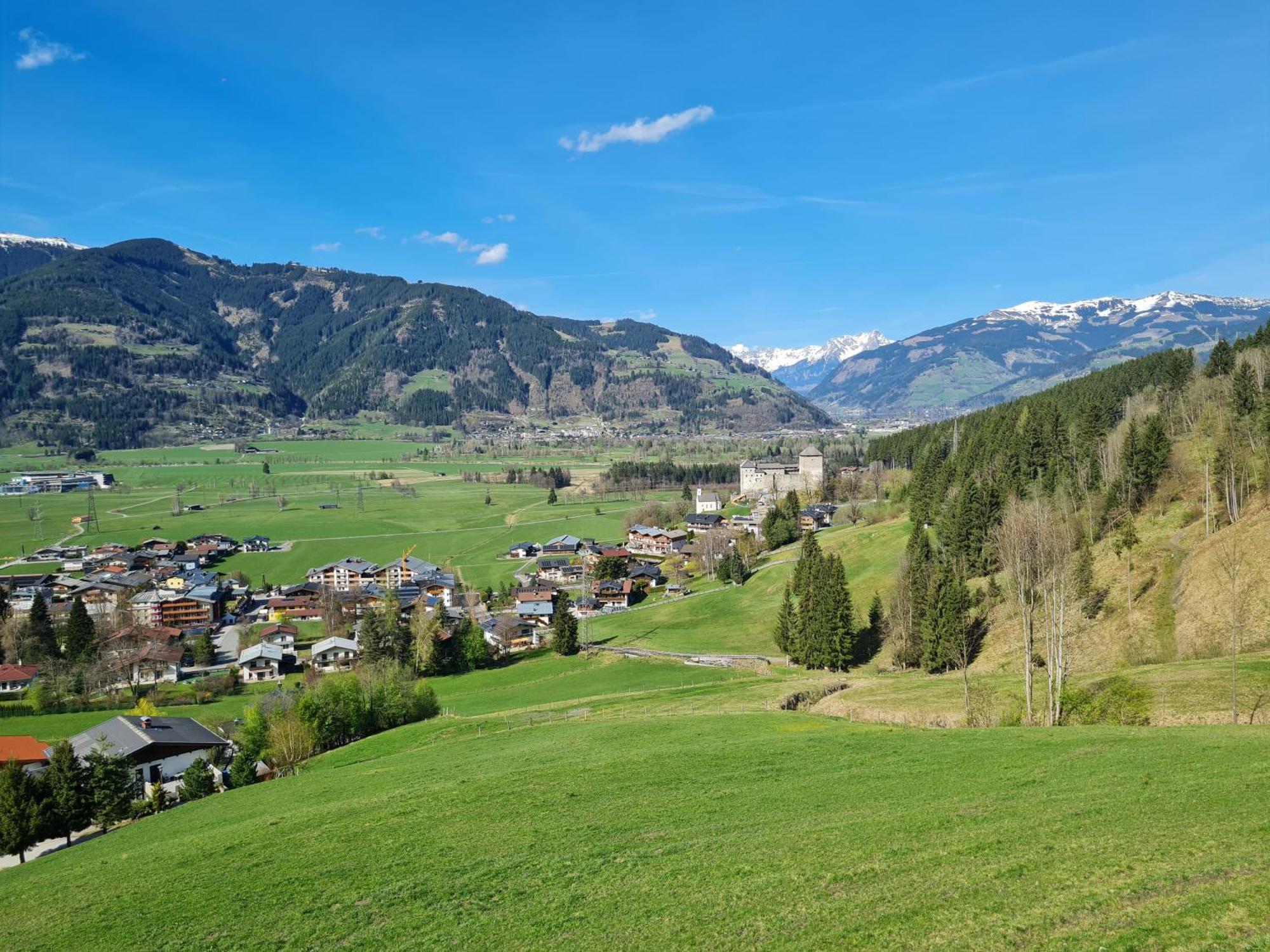 Panorama Hotel Guggenbichl - Inkl Sommerkarte, Freier Eintritt Ins Tauern Spa & Bester Ausblick Uber Капрун Экстерьер фото