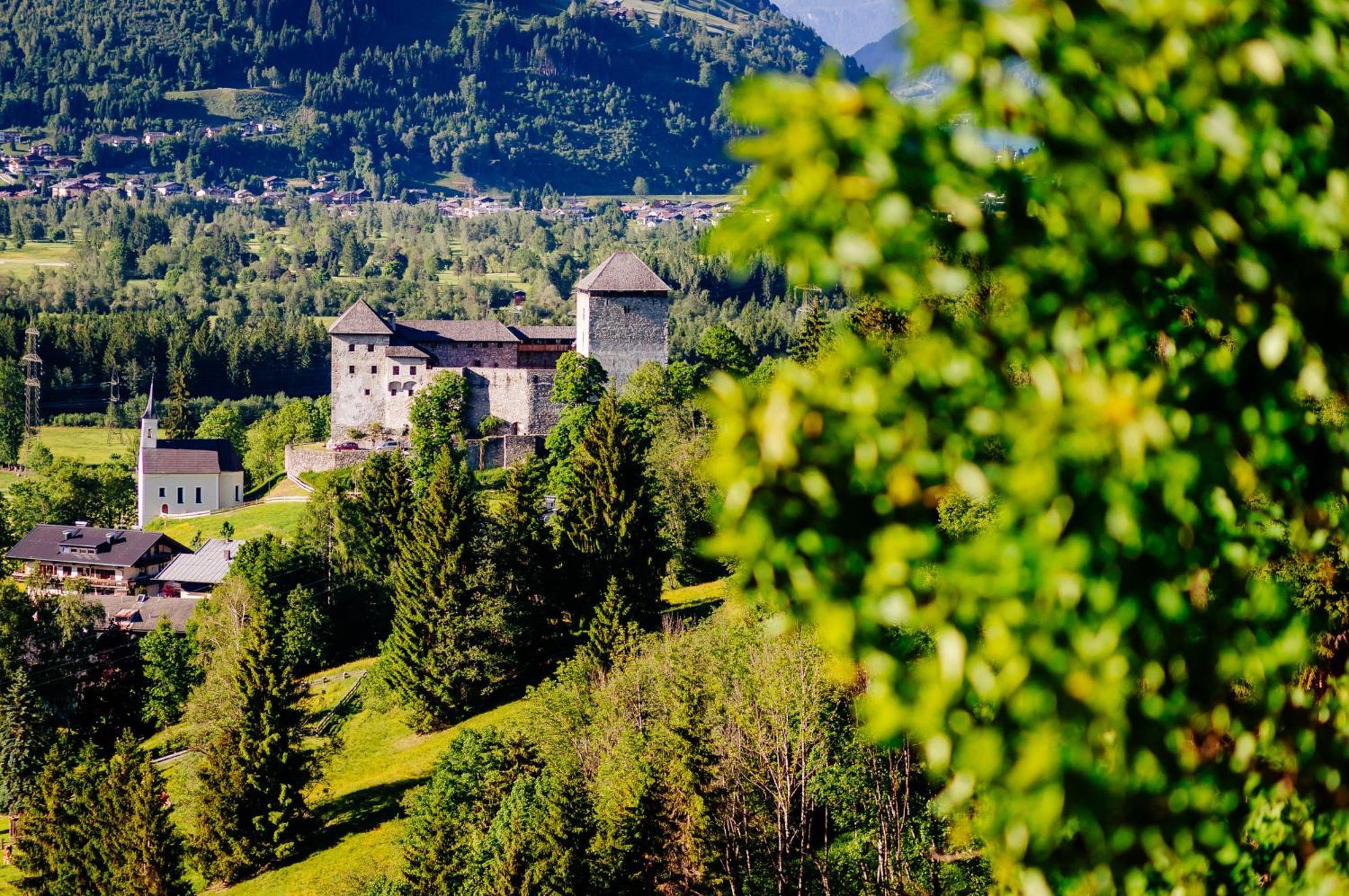 Panorama Hotel Guggenbichl - Inkl Sommerkarte, Freier Eintritt Ins Tauern Spa & Bester Ausblick Uber Капрун Экстерьер фото