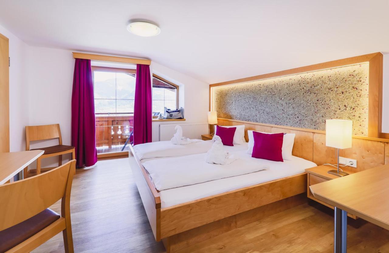 Panorama Hotel Guggenbichl - Inkl Sommerkarte, Einmaliger Eintritt Ins Tauern Spa & Bester Ausblick Ueber Капрун Экстерьер фото